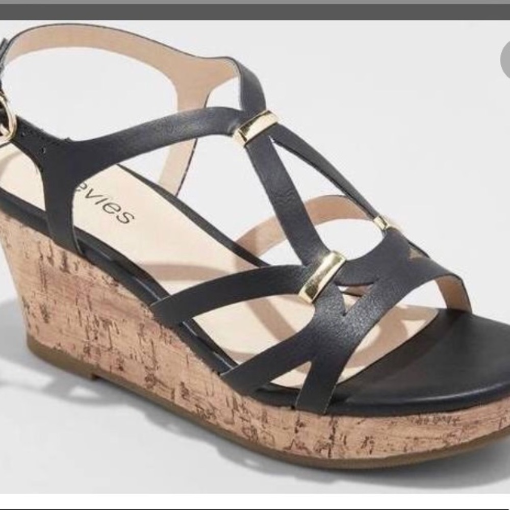 Like new sandals